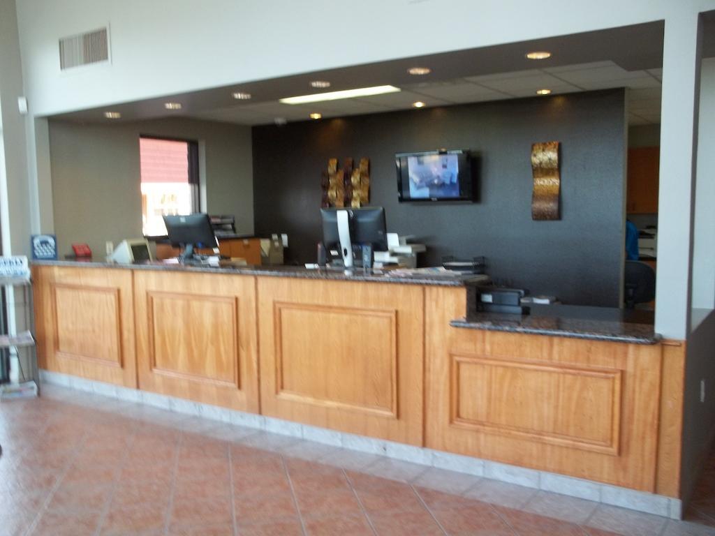 Hotel Victoria Palms And 3*